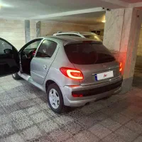 ۲۰۷ اتومات تیتانیوم ۱۴۰۲