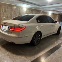 جنسیس سدان ۲۰۱۰