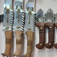 چاقو و تبر و شاخه زن