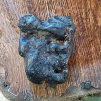 فروش سنگ یشم مشکوک به شهاب سنگ