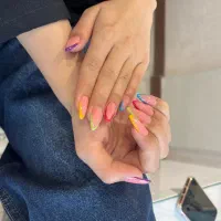 کاشت ناخن وترمیم ناخن