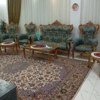 دو دست مبل سلطنتی در حد نو