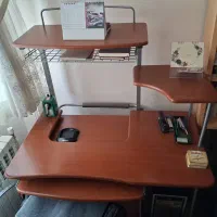 میز کامپیوتر کاربردی و چند منظوره