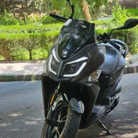 j200
