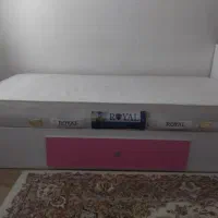 تخت یک نفره با تشک رویال