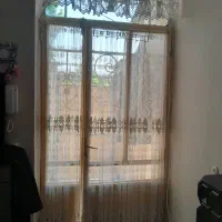 پرده پشت دری