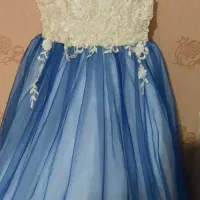 تعدادی پیراهن دخترانه