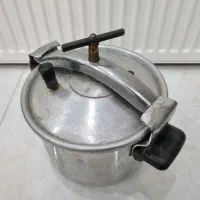 زودپز|ظروف پختوپز|کرج, باغستان|دیوار