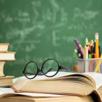 تدریس خصوصی درمنزل شما توسط دبیر خانم