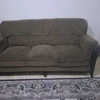 مبل ۷نفره ب همراه میز عسلی