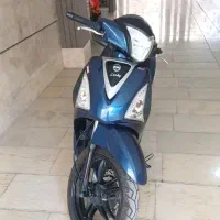 موتور سیکلت لاکی ۱۸۰