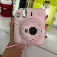 دوربین عکاسی چاپ سریع فوجی مدل instax mini 12