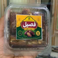 چیپس خرما و خرما با مغز