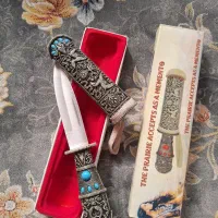 چاقو تزئینی