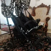 کالسکه دوقلو