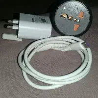 یک عدد شارژر اصلی سامسونگ جدید ترین مدل