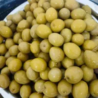 زیتون لوکس و خیار شور سوپر ویژه