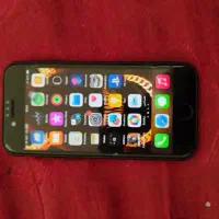 گوشی آیفون 8