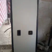 درب وسط اتوبوسی