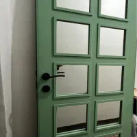 در چوبی آیینه ایی