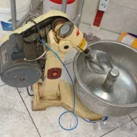 خمیرگیر،همزن