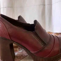 کفش زنانه‌