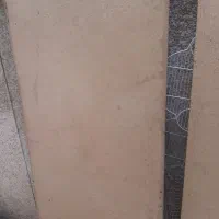 دو عدد تخت نوپان صاف  و یک تشک بچه