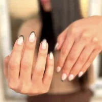 خدمات کاشت ناخن و طراحی