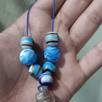 مهره های مینایی آبی و پایه آمیتیس