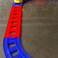 قطار اسباب بازی