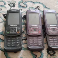 گوشی ساده سامسونگ مدل E250 سه‌تا باهم