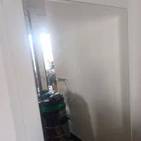 آیینه قدی به همراه قاب کامل پشتش