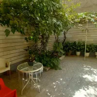 75متر/دو‌خواب/پارکینگ دار/۵۰متر حیاط اختصاصی