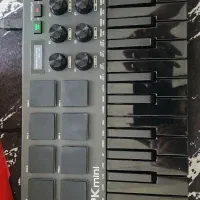 میدی کنترلر akai mpk مشکی نو