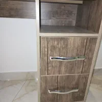 میز ناخن ام دی اف هایگلاس با استند لاک دو کشو