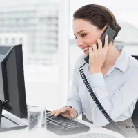 بازاریاب و منشی تلفنی