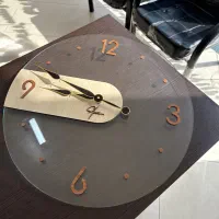 ساعت دیواری