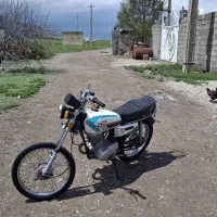 125