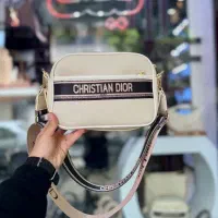کیف|کیف، کفش، کمربند|بانه, |دیوار