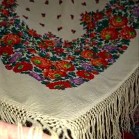 شال قدیمی پشمی روسیه(قدمت ۷۰ساله)