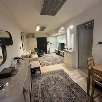 آپارتمان تک واحدی ۵۰ متر۵۰ متر حیاط رهن و اجاره