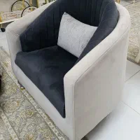 مبل راحتی ۸نفره  تمیز و نو یک ساله استفاده شده