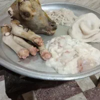 کله پاچه بره و بز غاله