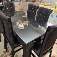 میز ناهار خوری ۶ نفره در حد نو