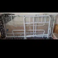 تخت بیمارستانی