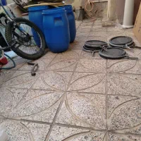 ۶تا دبه پلاستیکی ابی با ۵تا درب کمربند