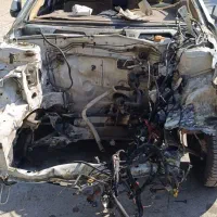 سمند مدل ۹۸ از جلو تصادف داشته است