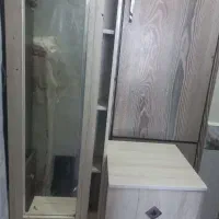 میز ارایش یک تیکه تمام  mdf درحد نو کم استفاده شده