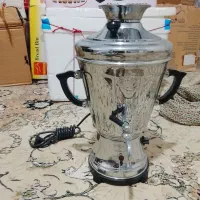 سماور برقی. چینی گل میخک قدیمی