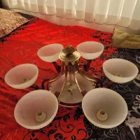 یک عدد لوستر